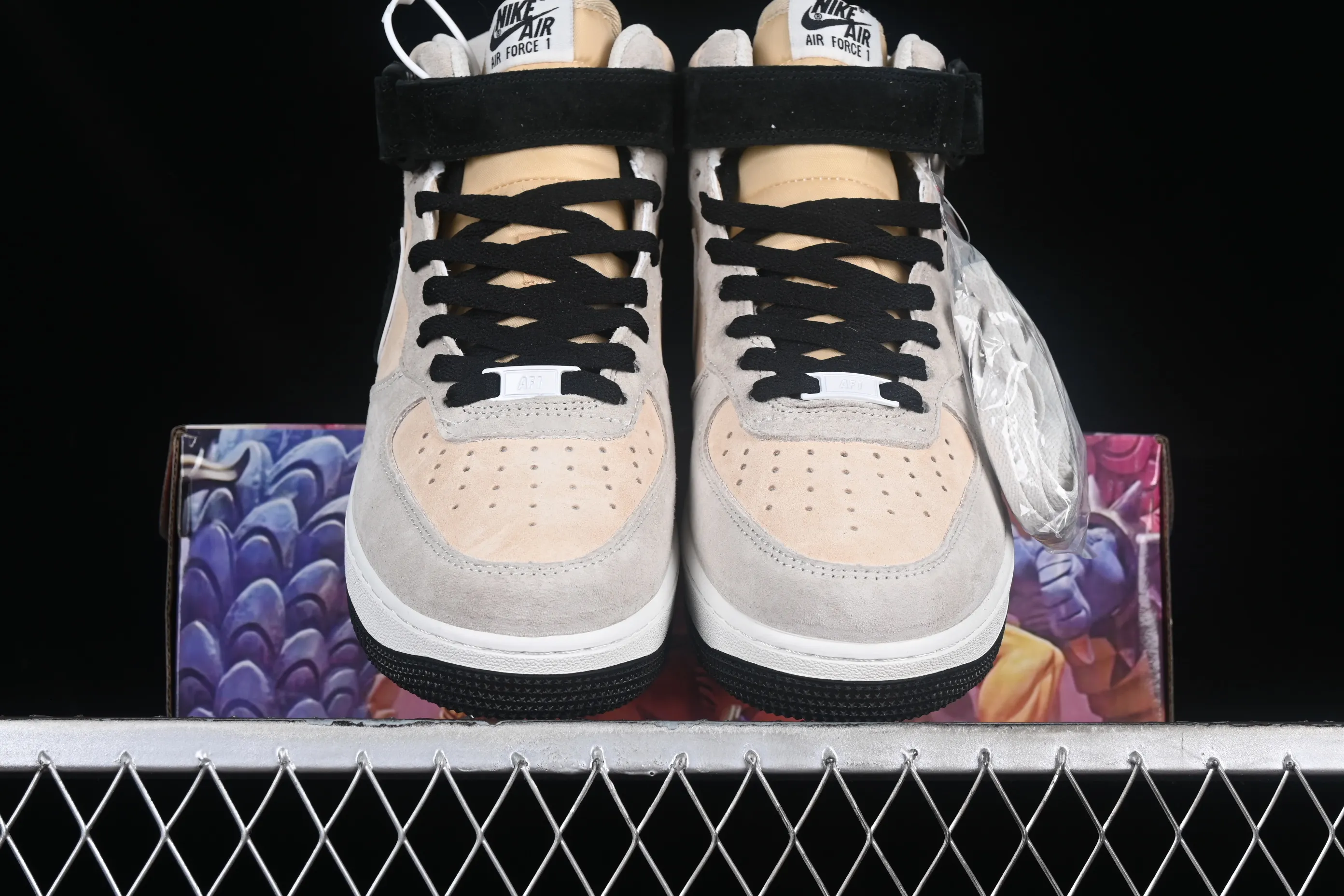 All categories Nk Air Force 1 Air Force series Nk Air Force 1 Mid Air Force mid-top Nk Air Force 1'07 Mid gray black Air Force One mid-top casual sneakers CG9908-106